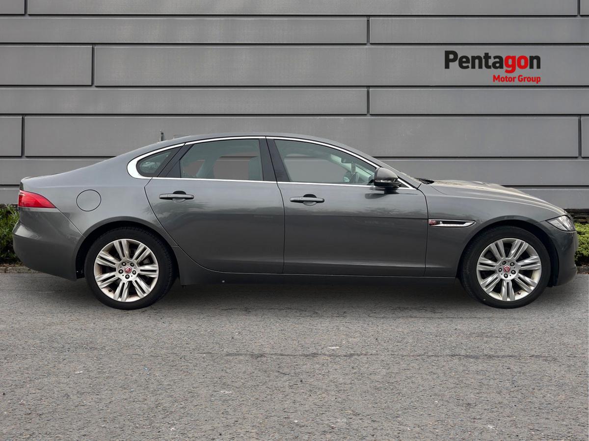 Used Jaguar XF 2017 for sale - 76197853: Photo 13