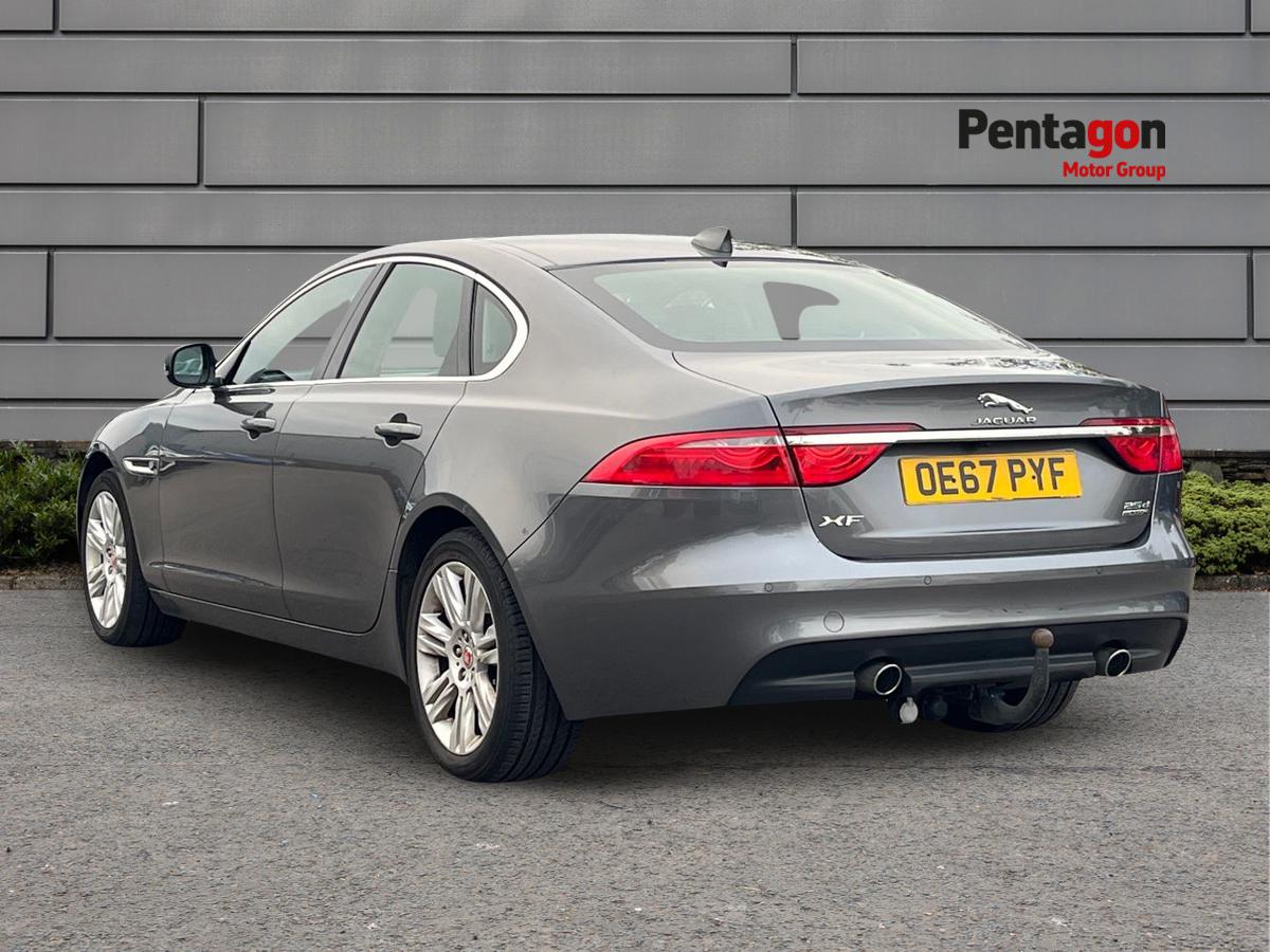 Used Jaguar XF 2017 for sale - 76197853: Photo 2