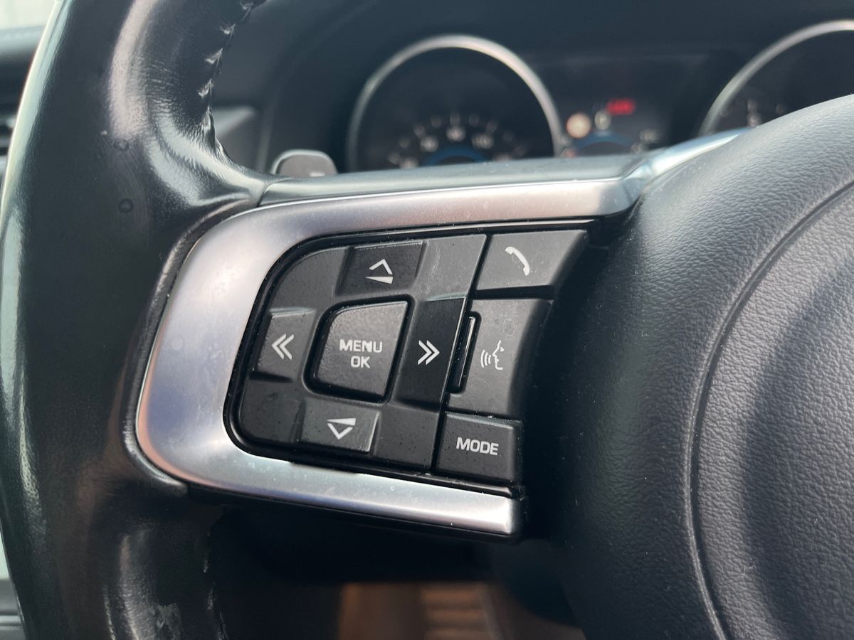 Used Jaguar XF 2017 for sale - 76197853: Photo 24