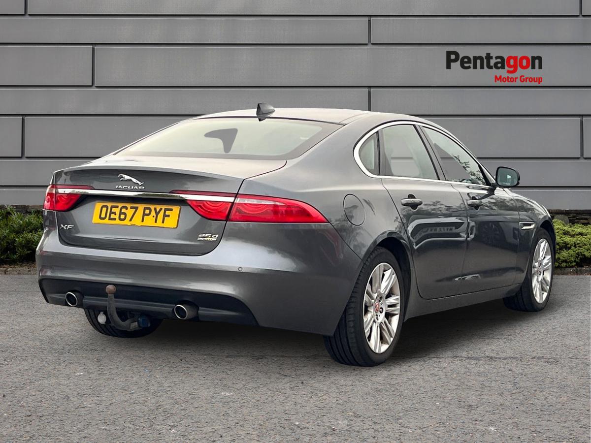 Used Jaguar XF 2017 for sale - 76197853: Photo 4