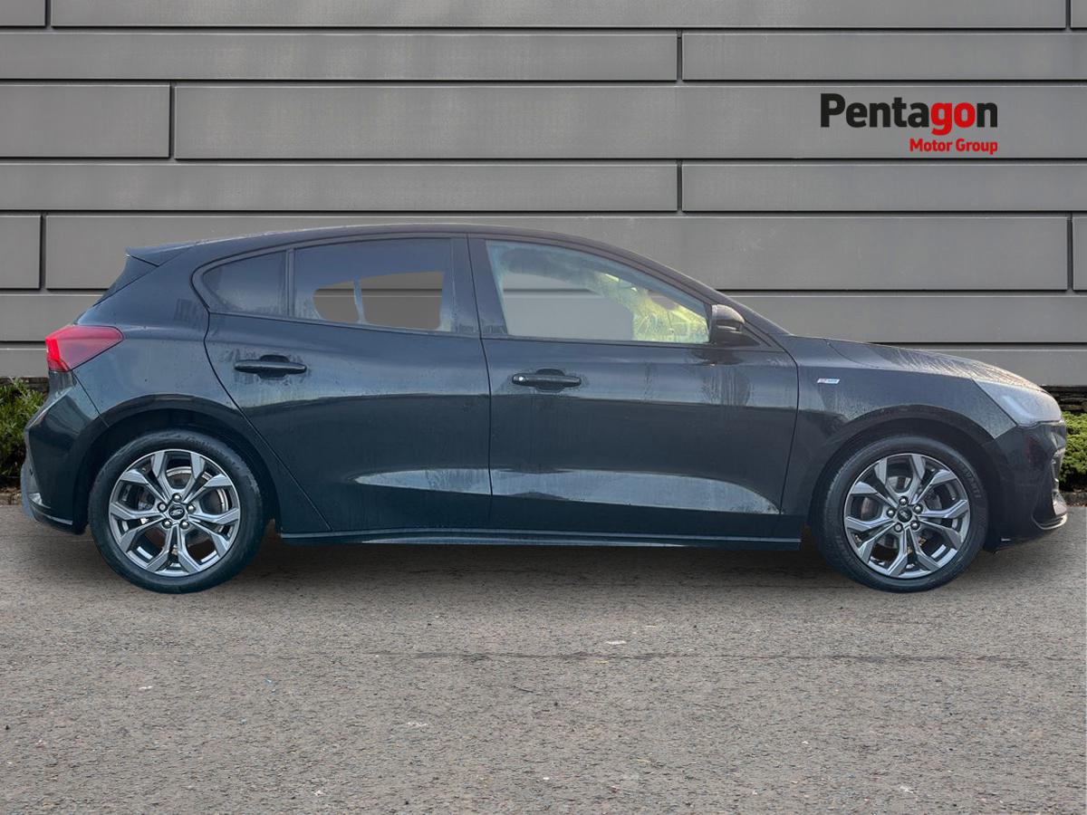 Used Ford Focus 2022 for sale - 76205033: Photo 13