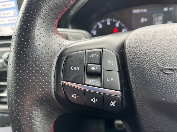 Used Ford Focus 2019 for sale - 76133471: Photo 24