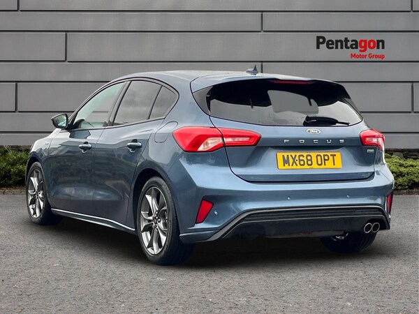 Used Ford Focus 2019 for sale - 76133471: Photo 2
