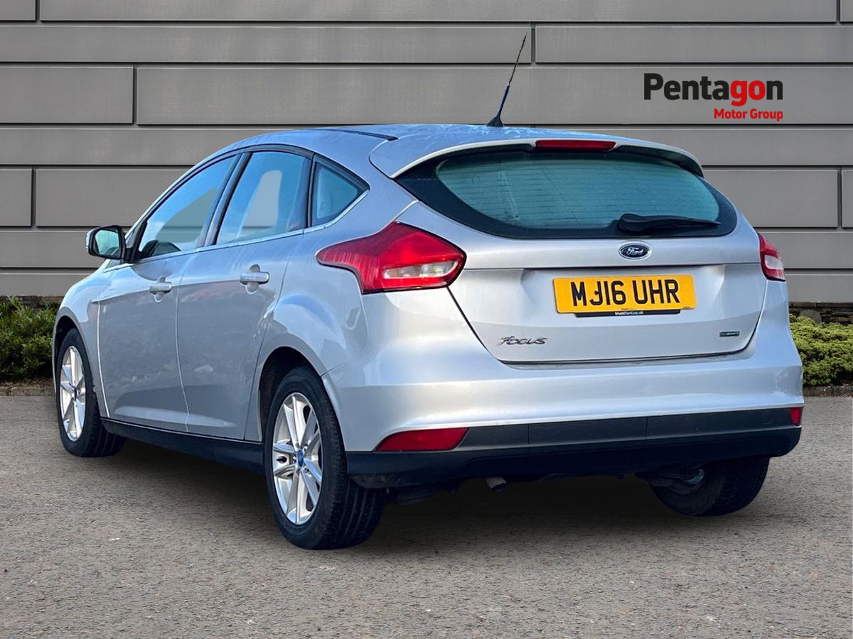 Used Ford Focus 2016 for sale - 76963089: Photo 2