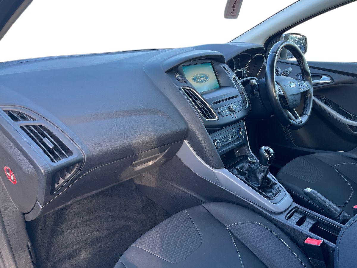 Used Ford Focus 2016 for sale - 76963089: Photo 8