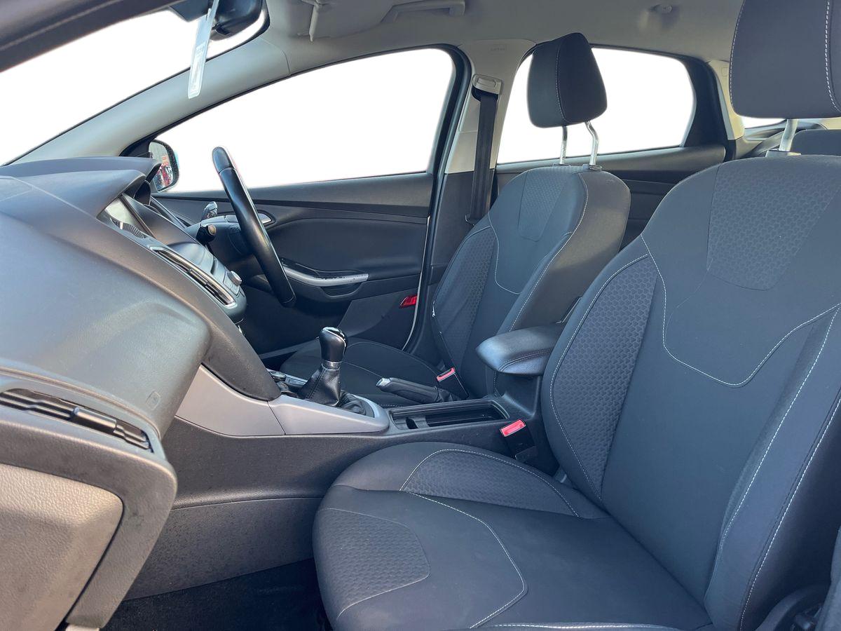 Used Ford Focus 2016 for sale - 76963089: Photo 9