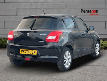 Used Suzuki Swift 2020 for sale - 76057444: Photo 4