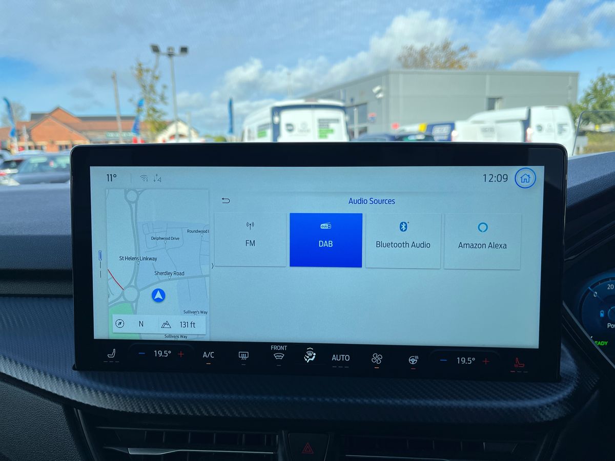 Used Ford Kuga 2025 for sale - 76686942: Photo 25