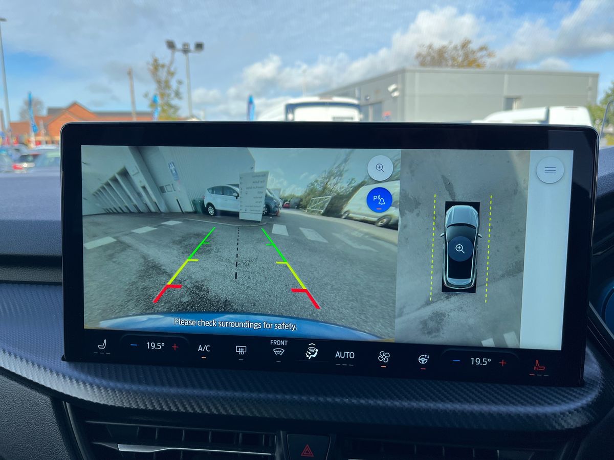 Used Ford Kuga 2025 for sale - 76686942: Photo 26