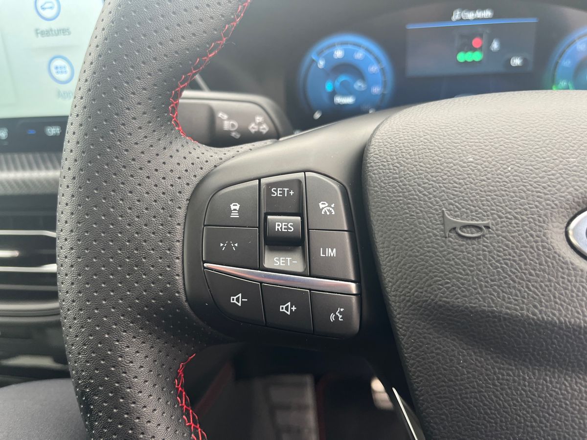 Used Ford Kuga 2025 for sale - 76143489: Photo 24