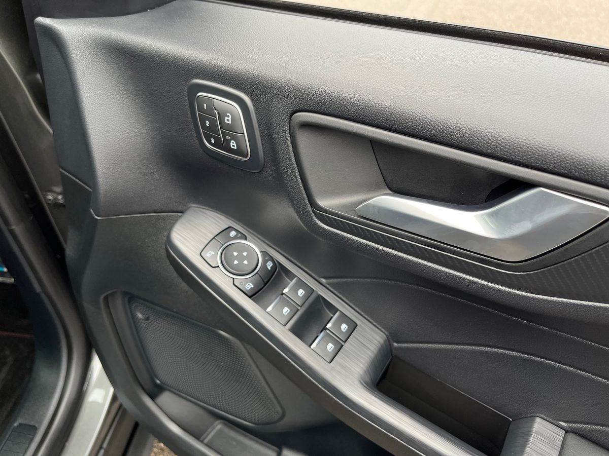 Used Ford Kuga 2025 for sale - 76143510: Photo 31
