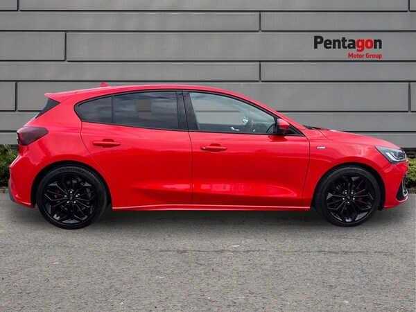 Used Ford Focus 2022 for sale - 76169837: Photo 13