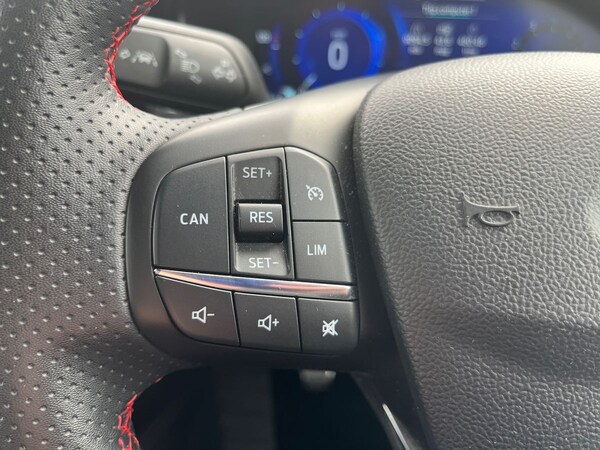 Used Ford Focus 2022 for sale - 76169837: Photo 23