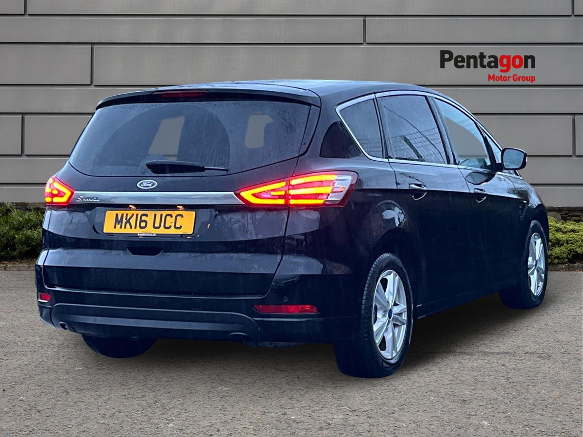 Used Ford S-Max 2016 for sale - 76935242: Photo 4