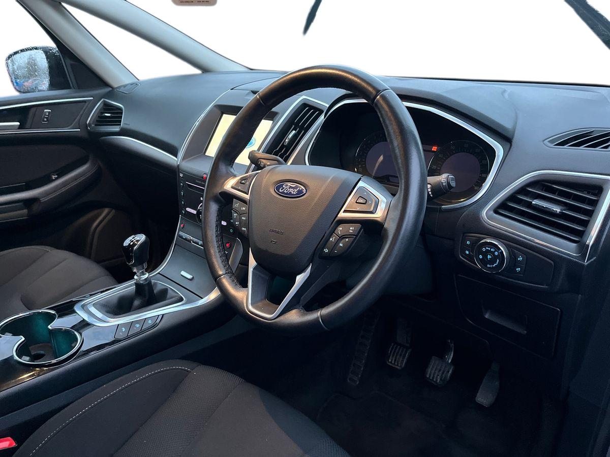 Used Ford S-Max 2016 for sale - 76935242: Photo 5