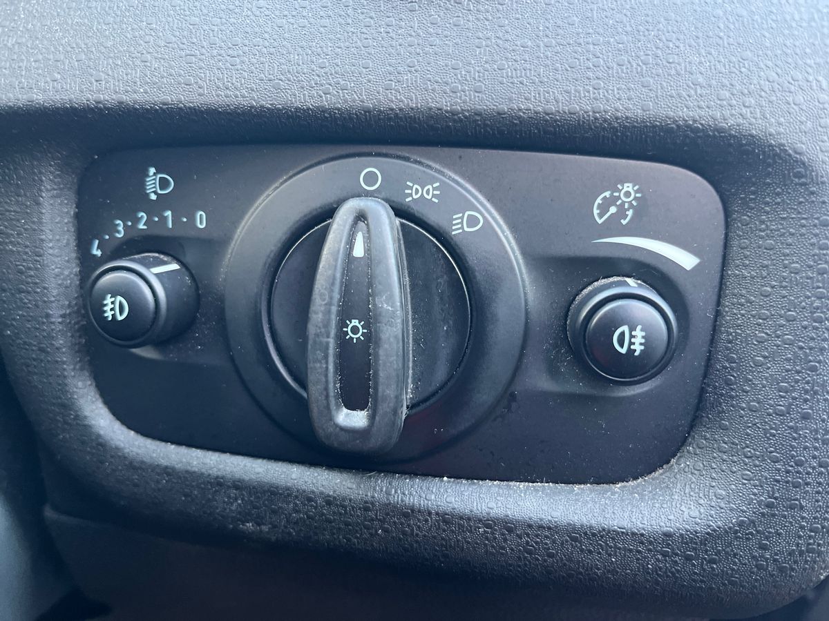 Used Ford Fiesta 2017 for sale - 76718595: Photo 19