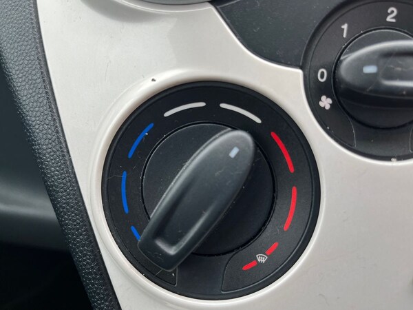 Used Ford Ka 2014 for sale - 76133458: Photo 24