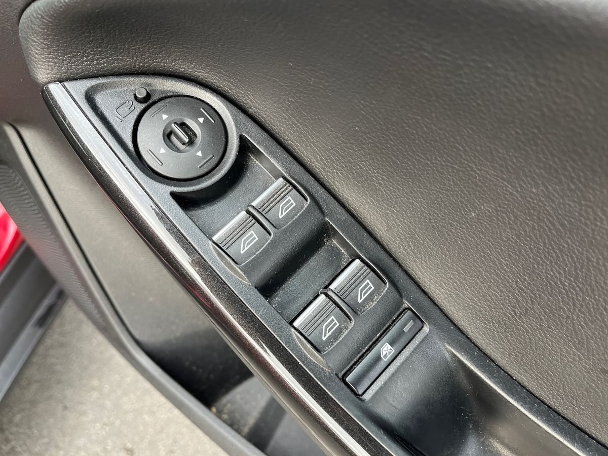 Used Ford Focus 2015 for sale - 76313407: Photo 19