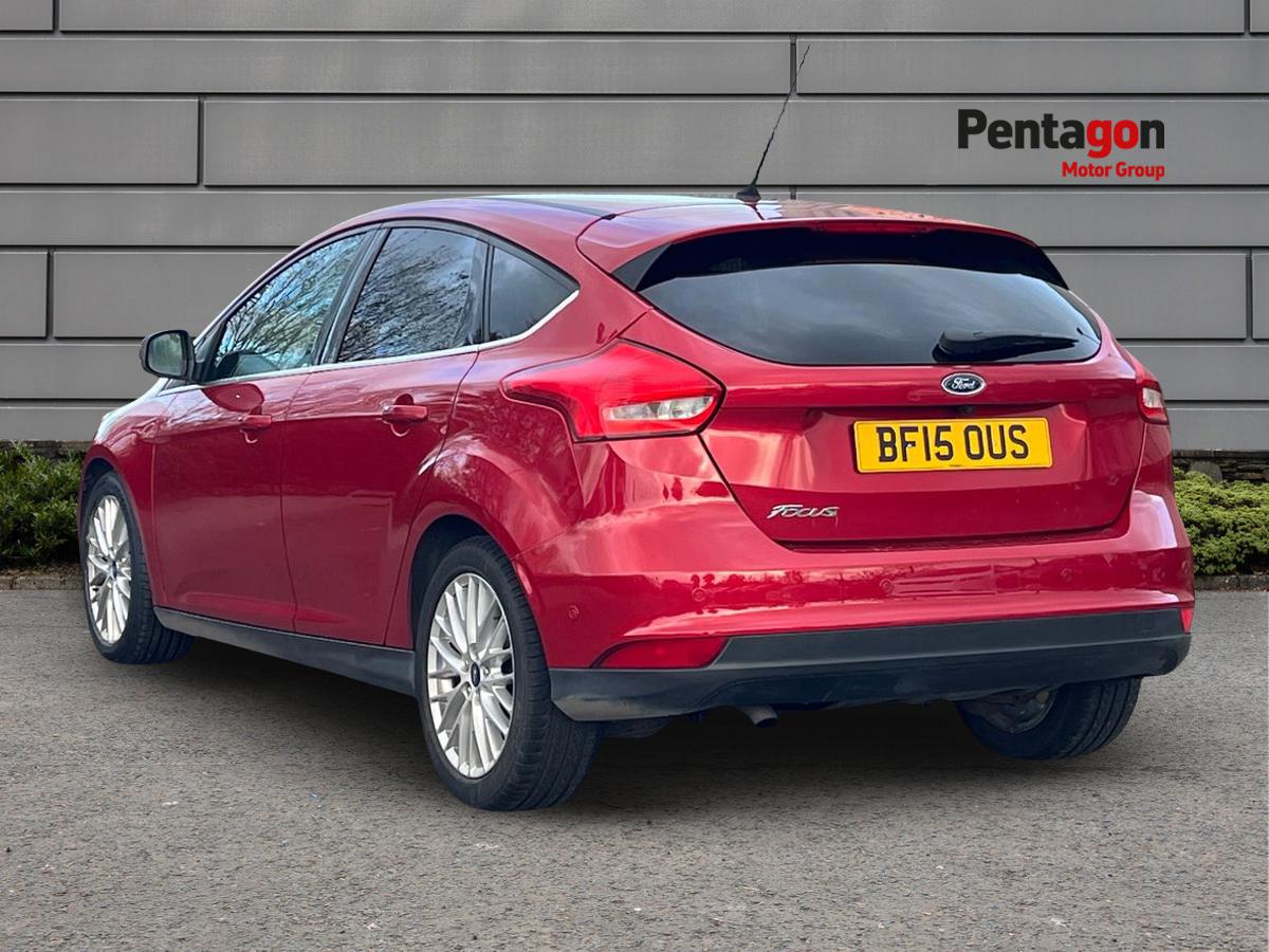 Used Ford Focus 2015 for sale - 76313407: Photo 2