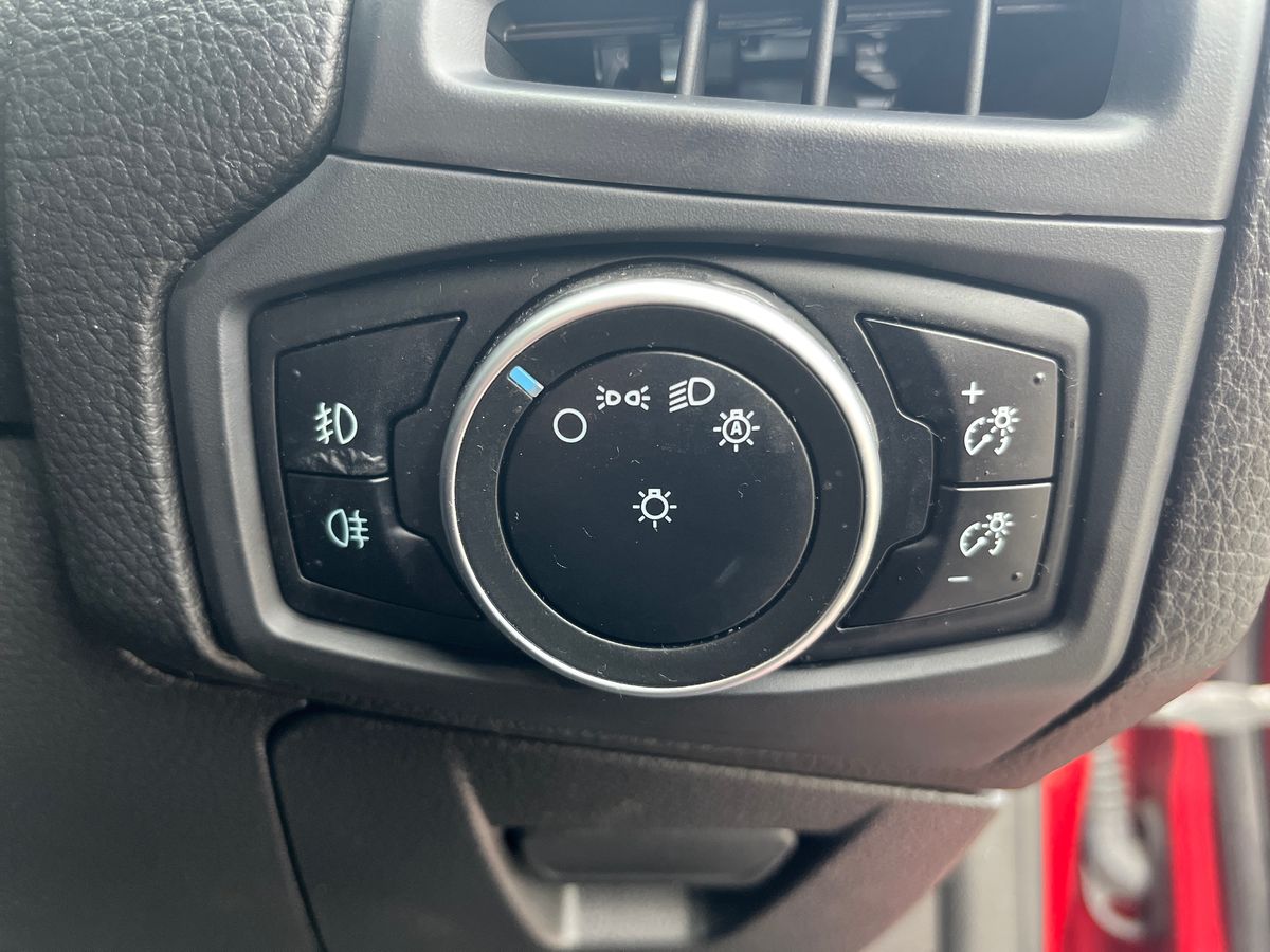 Used Ford Focus 2015 for sale - 76313407: Photo 20