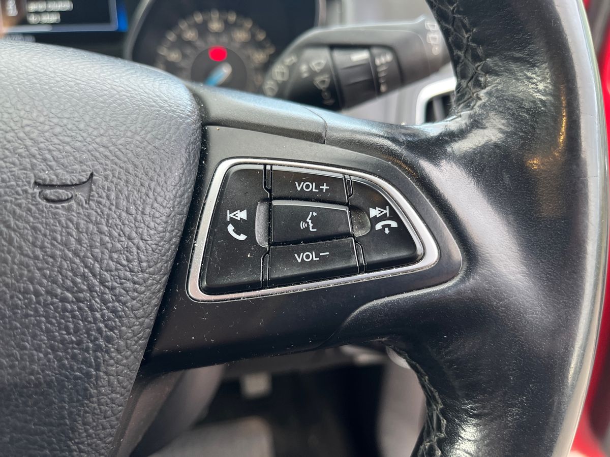 Used Ford Focus 2015 for sale - 76313407: Photo 21