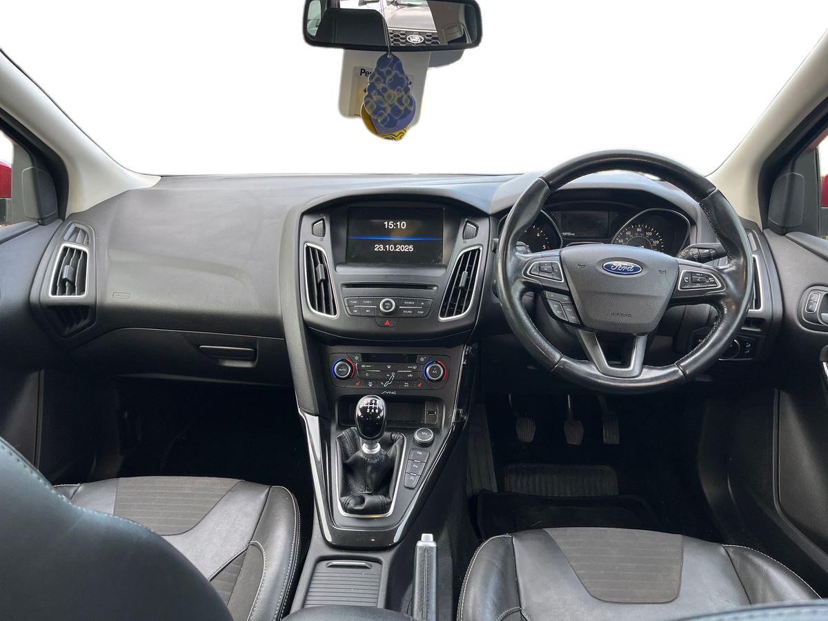 Used Ford Focus 2015 for sale - 76313407: Photo 7