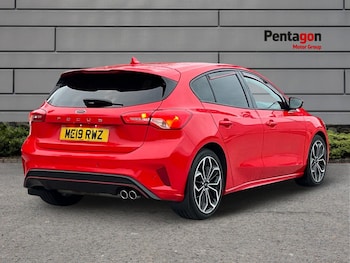 Used Ford Focus 2019 for sale - 76173822: Photo 4