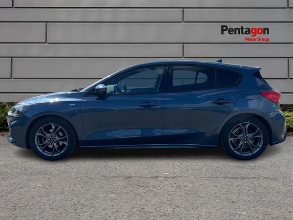 Used Ford Focus 2021 for sale - 75048397: Photo 14