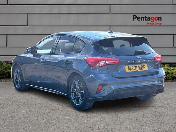 Used Ford Focus 2021 for sale - 75048397: Photo 2