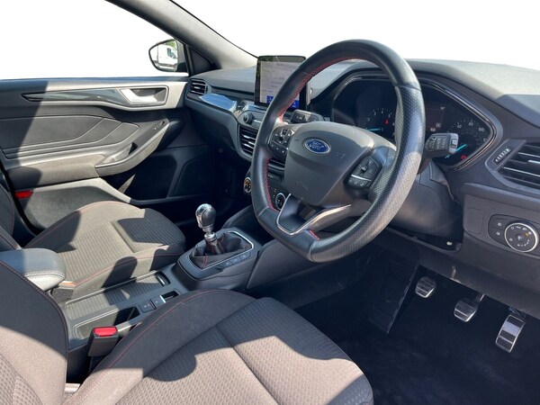 Used Ford Focus 2021 for sale - 75048397: Photo 5