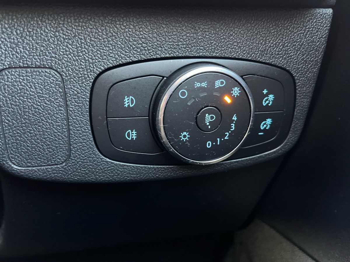 Used Ford Focus 2022 for sale - 76905865: Photo 19