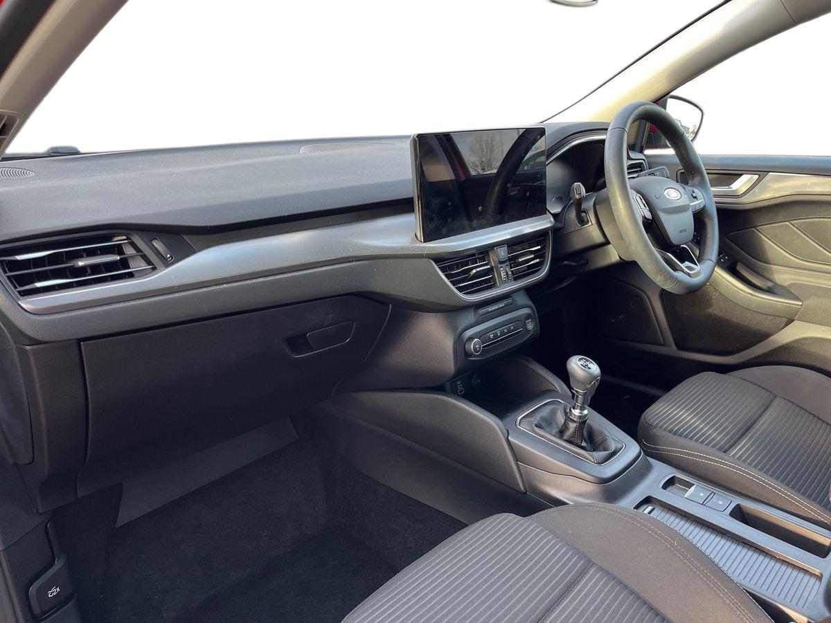 Used Ford Focus 2022 for sale - 76905865: Photo 8