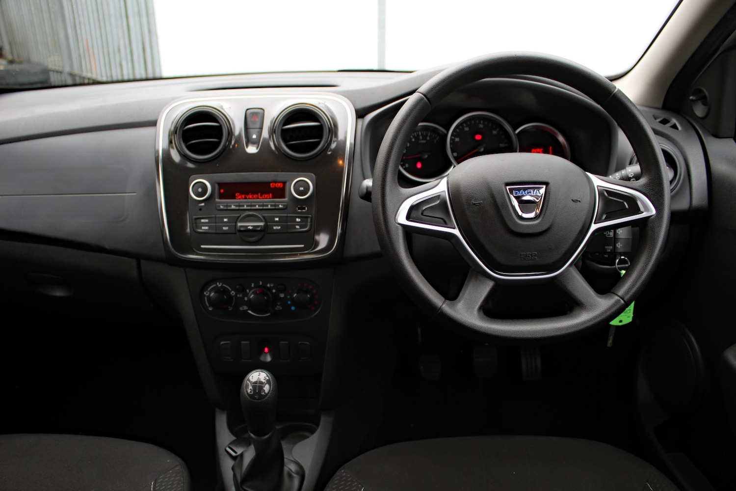 Used Dacia Sandero 2017 for sale - 77423406: Photo 18