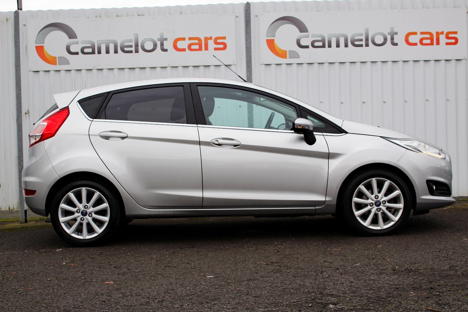 Used Ford Fiesta 2017 for sale - 77423380: Photo 6