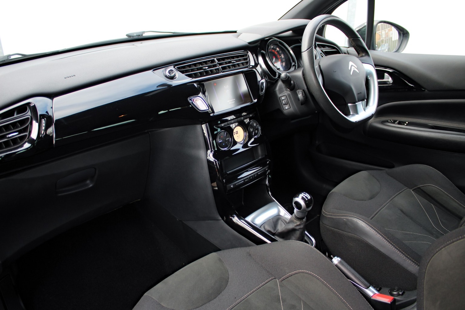 Used DS Automobiles DS 3 2016 for sale - 77749981: Photo 17