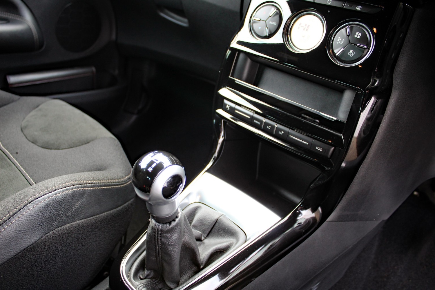 Used DS Automobiles DS 3 2016 for sale - 77749981: Photo 21