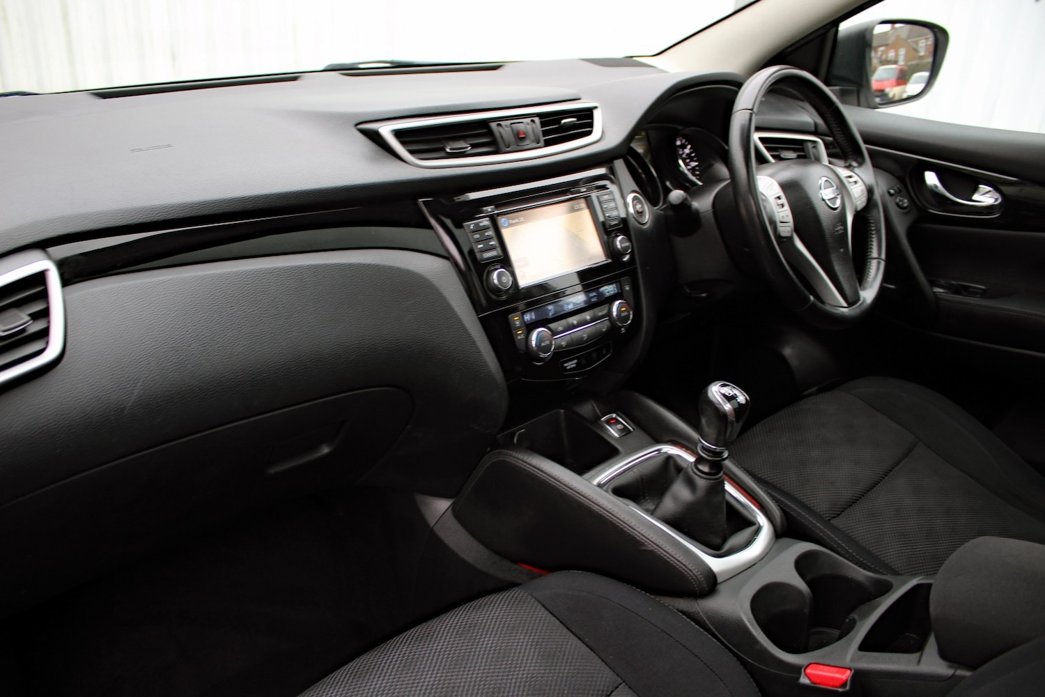 Used Nissan Qashqai 2015 for sale - 77423457: Photo 18