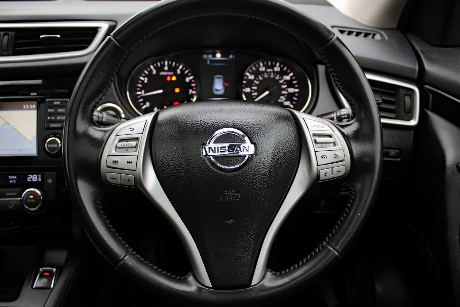 Used Nissan Qashqai 2015 for sale - 77423457: Photo 22