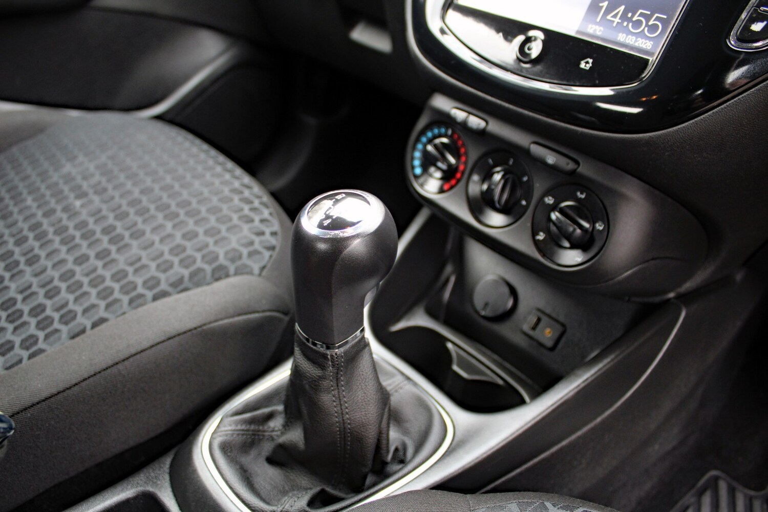 Used Vauxhall Corsa 2015 for sale - 78105965: Photo 24