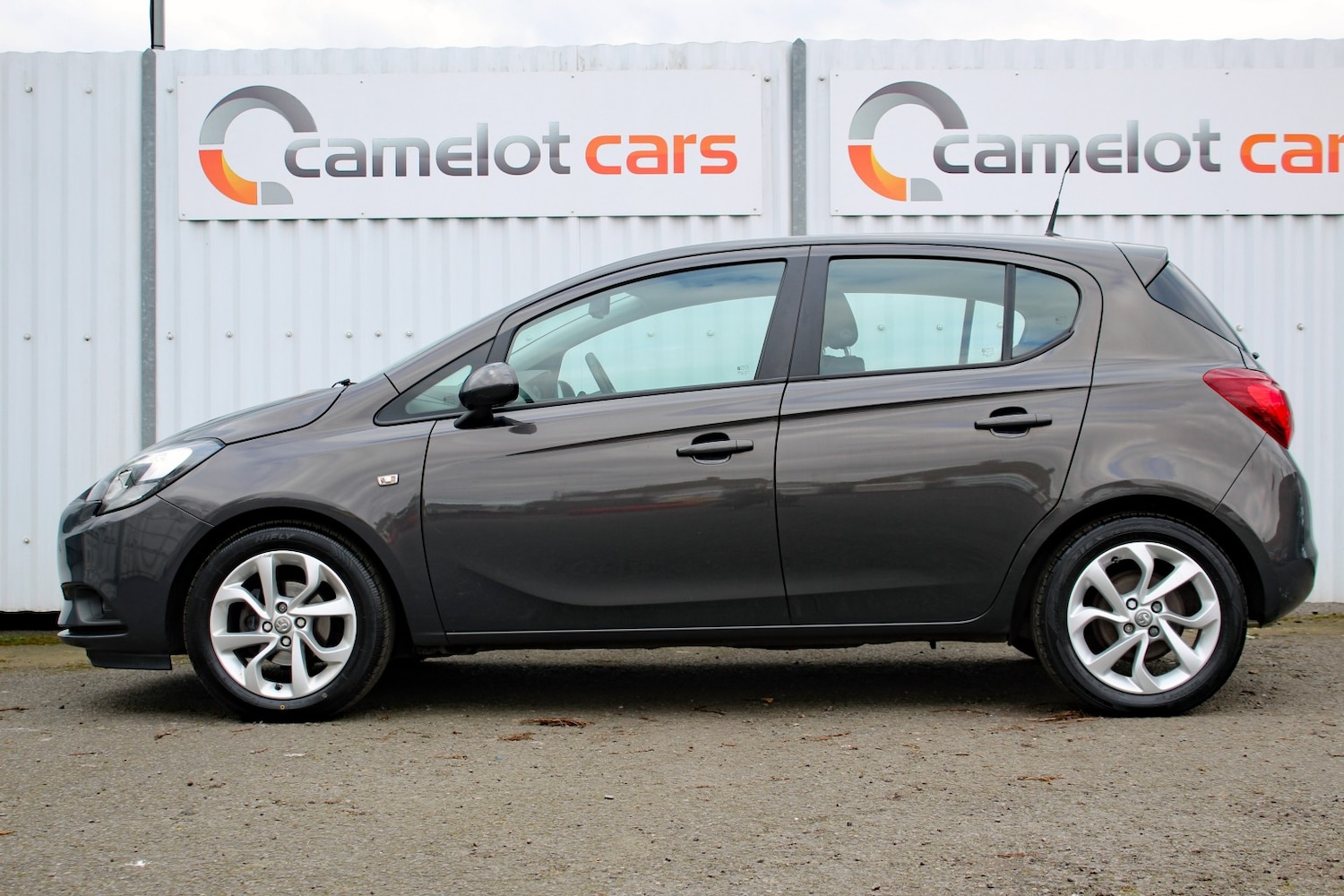 Used Vauxhall Corsa 2015 for sale - 78105965: Photo 5