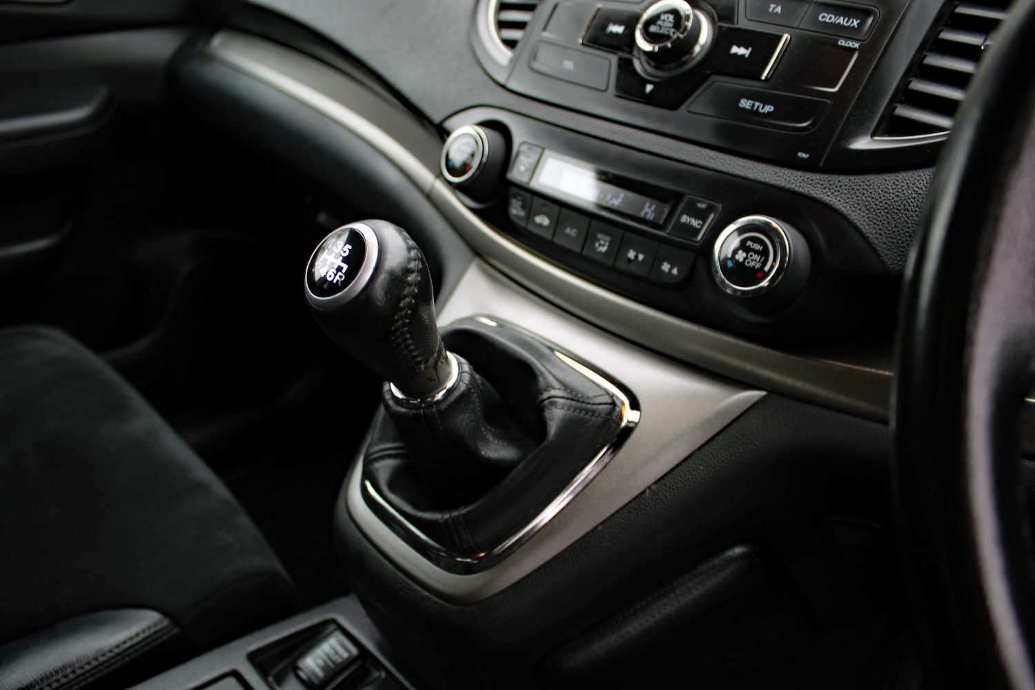 Used Honda CR-V 2015 for sale - 77303630: Photo 23