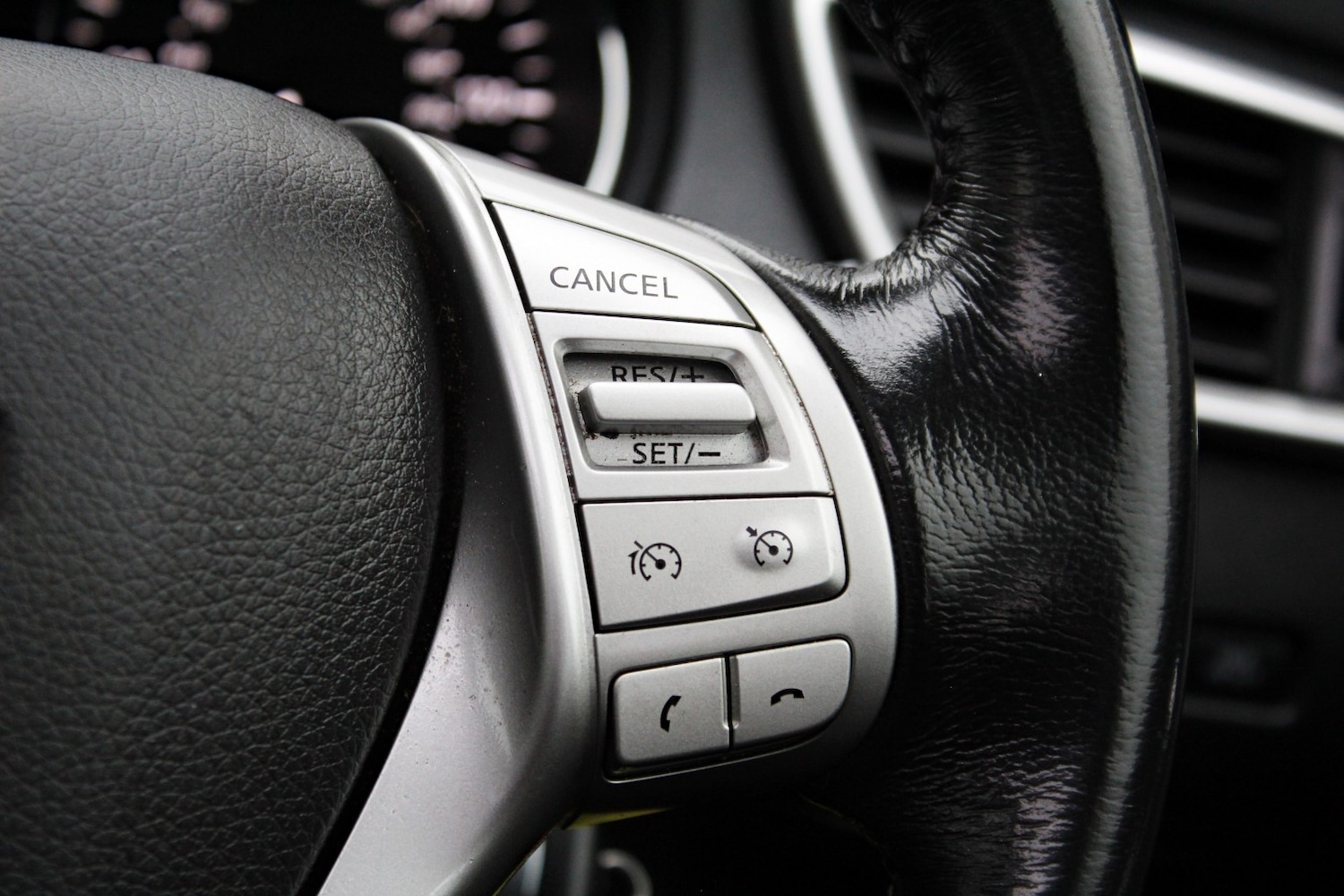 Used Nissan X-Trail 2015 for sale - 77453115: Photo 24