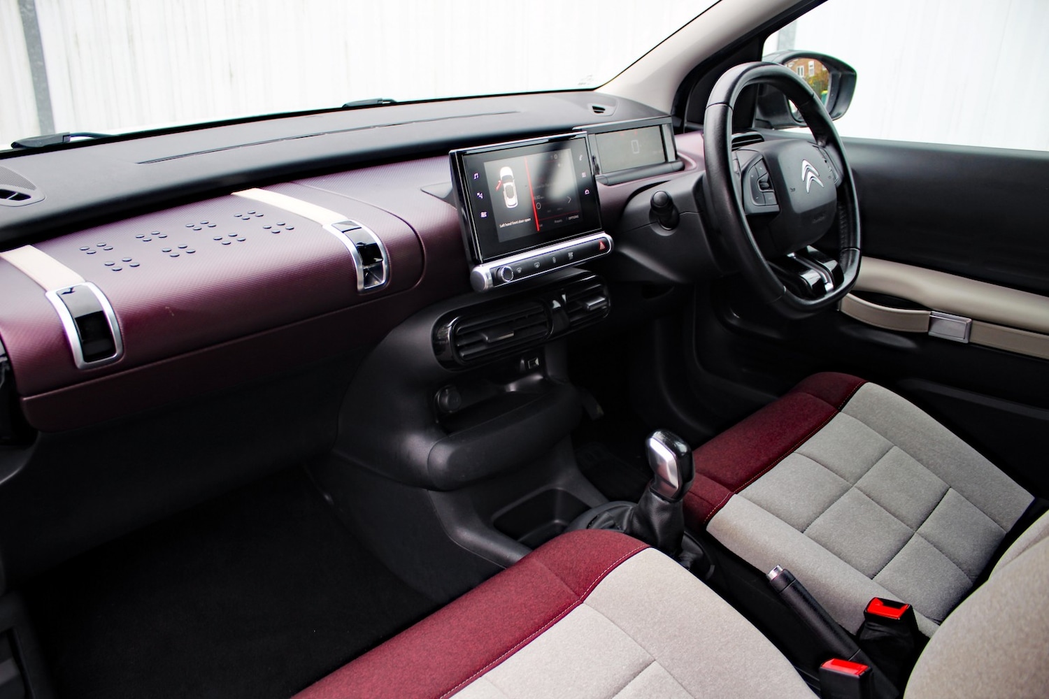 Used Citroen C4 Cactus 2018 for sale - 76565146: Photo 18