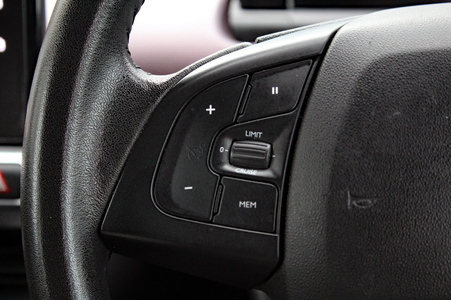 Used Citroen C4 Cactus 2018 for sale - 76565146: Photo 26