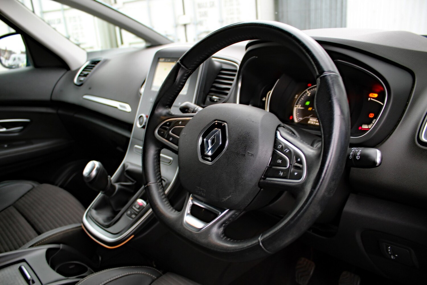 Used Renault Scenic 2017 for sale - 77423349: Photo 17