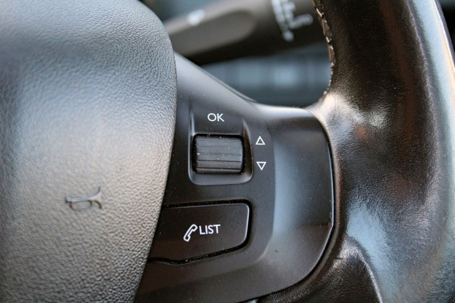 Used Peugeot 2008 2016 for sale - 76837027: Photo 29