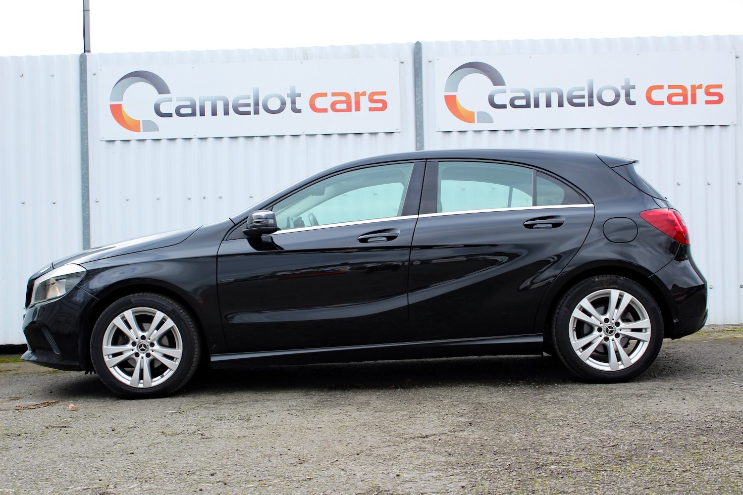 Used Mercedes-Benz A-Class 2017 for sale - 77891555: Photo 5