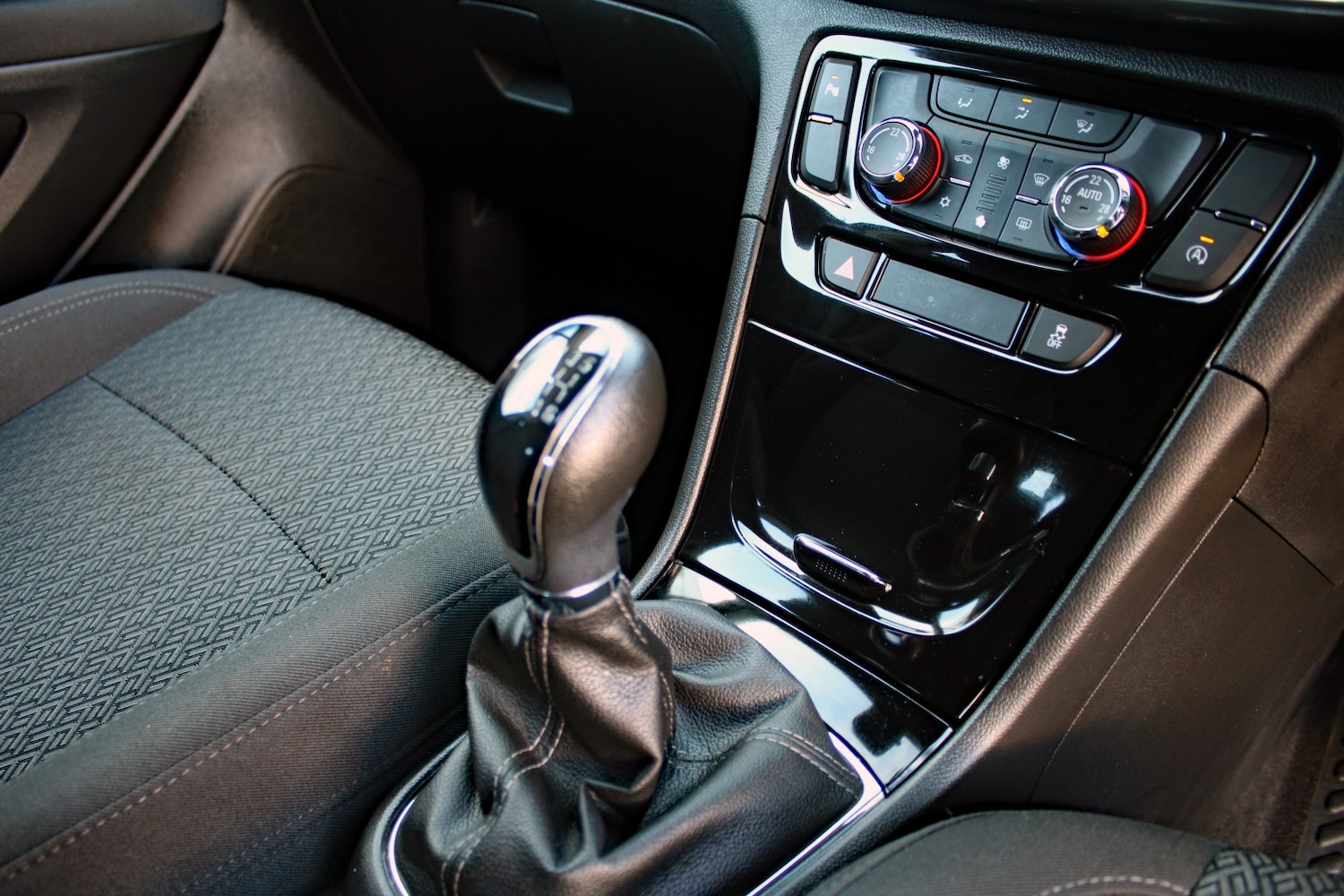 Used Vauxhall Mokka X 2016 for sale - 76837069: Photo 19