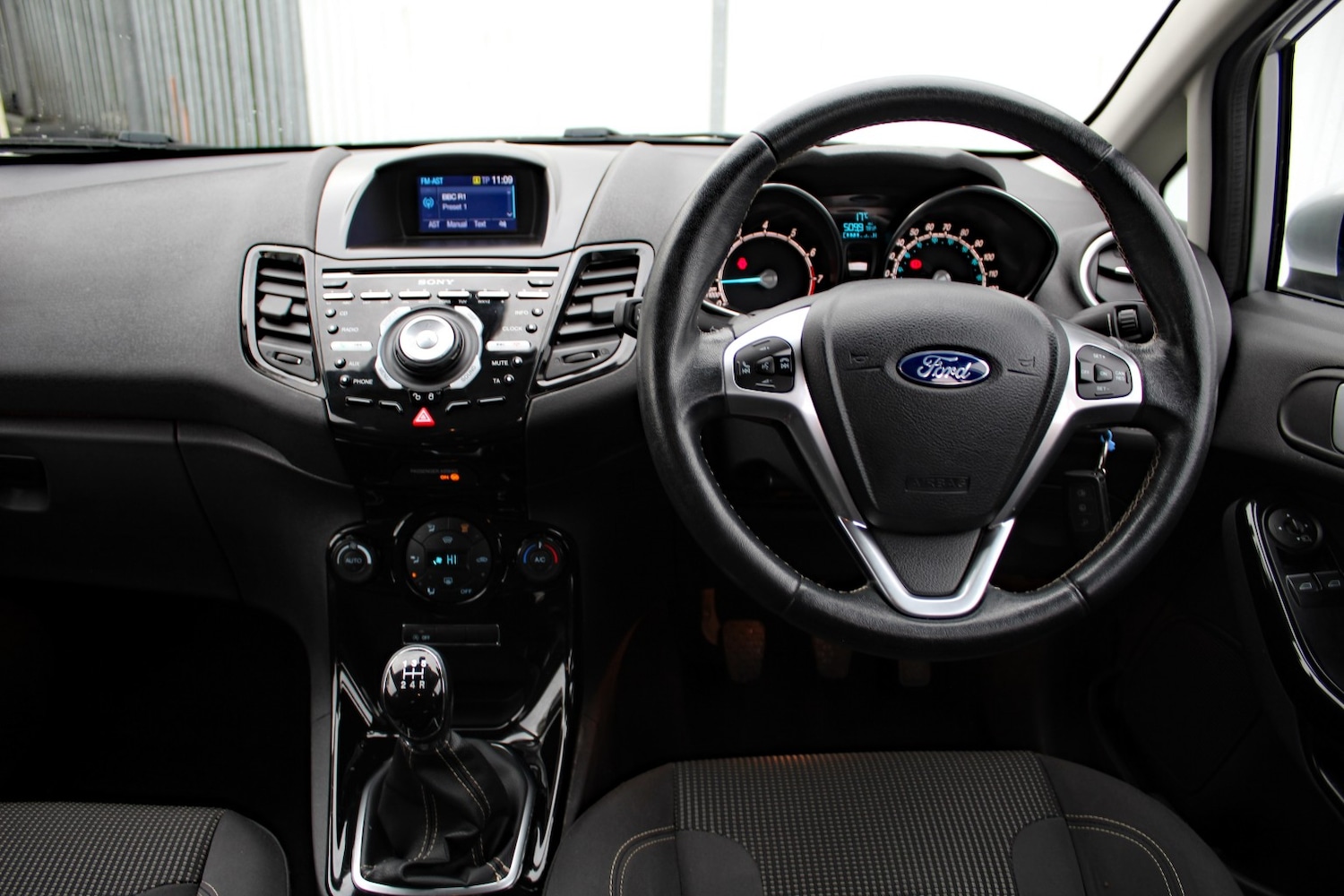 Used Ford Fiesta 2017 for sale - 76837075: Photo 19