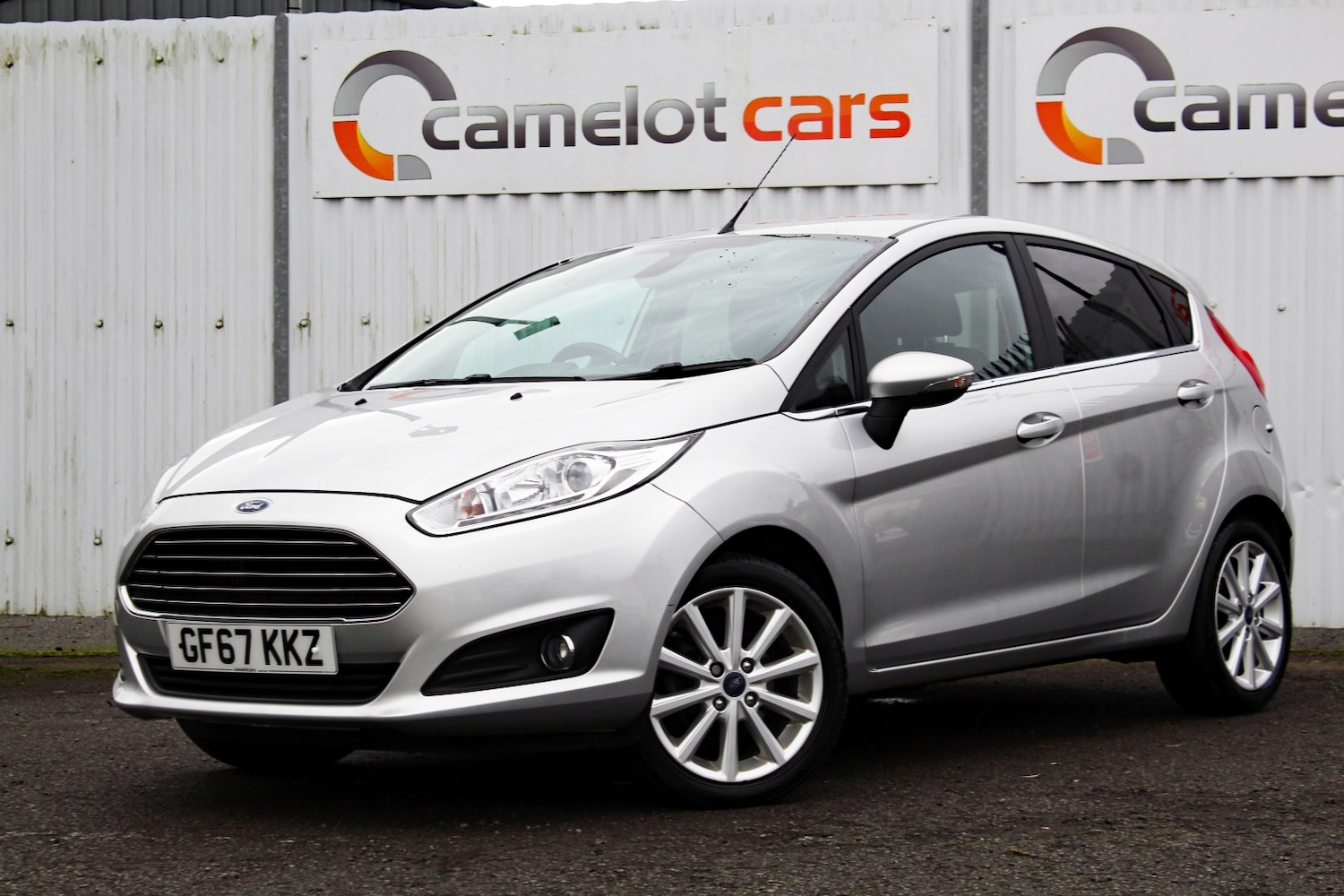 Used Ford Fiesta 2017 for sale - 76837075: Photo 2